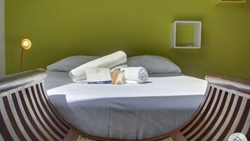 2 chambres, fer et planche à repasser, Wi-Fi gratuit, draps fournis