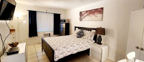 1 bedroom, iron/ironing board, WiFi