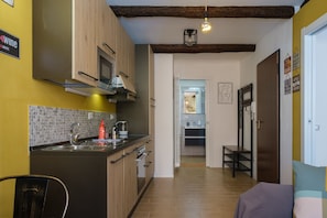 Appartement, 1 chambre | Coin séjour | Télévision à écran plat