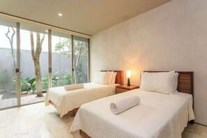 2 chambres, bureau, fer et planche à repasser, Wi-Fi gratuit