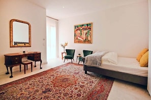 2 bedrooms
