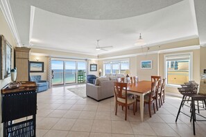 Flat-screen TV, fireplace, DVD player