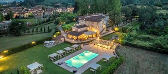 VILLA DOLCE VITA - Thirteen Bedroom Villa, Sleeps 26