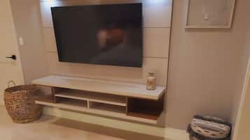 2 dormitorios, escritorio, tabla de planchar con plancha y wifi