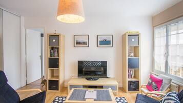 TV, DVD player, stereo