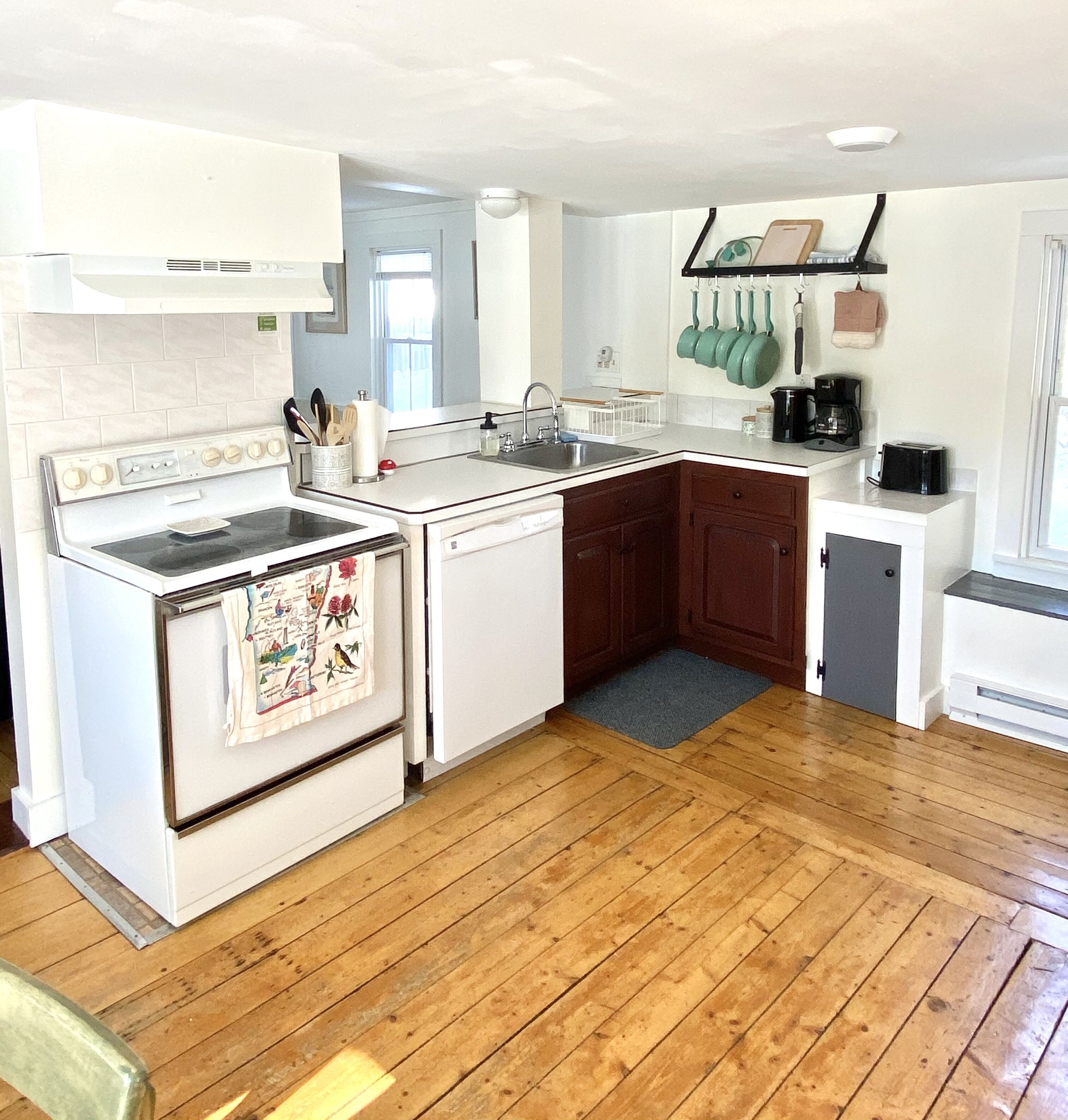 Wild Blossom Farmhouse- a lovely Vermont Getaway