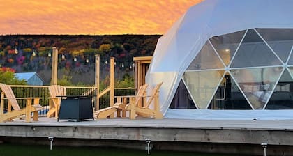 Cozy and luxurious Diamond Glamping Dome with panoramic views. Pet Friendly