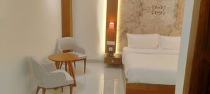 21 Schlafzimmer, WLAN