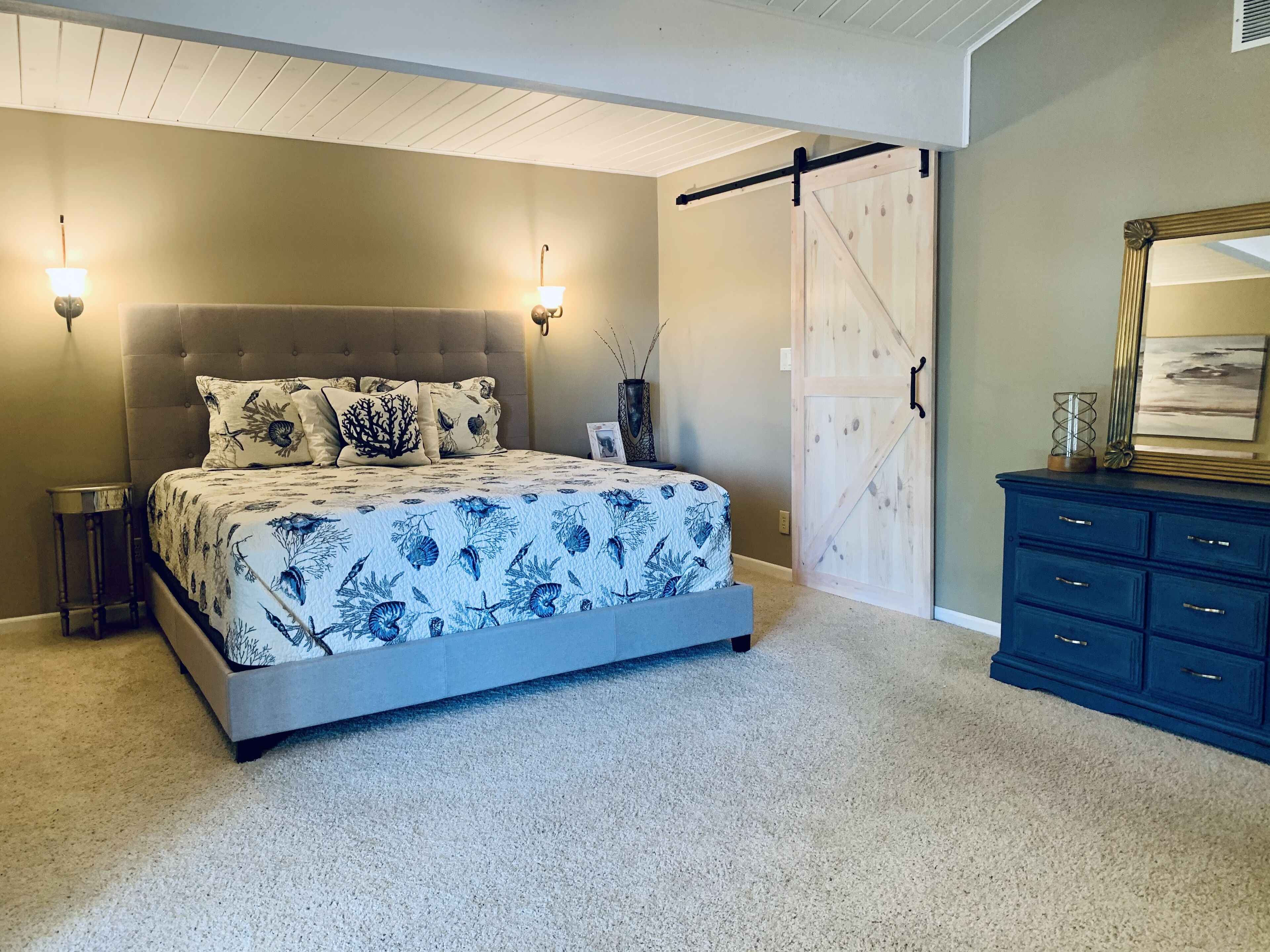 September weekend prices slashed! 