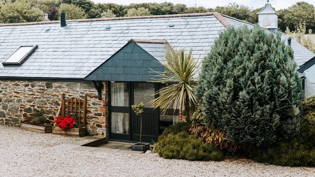 Exterior - Plum Guide - Stables (Newquay)