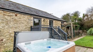 Property grounds - Plum Guide - Wheel House (Newquay)