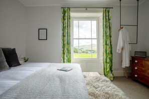 Room - Plum Guide - Brownber Hall (Kirkby Stephen)