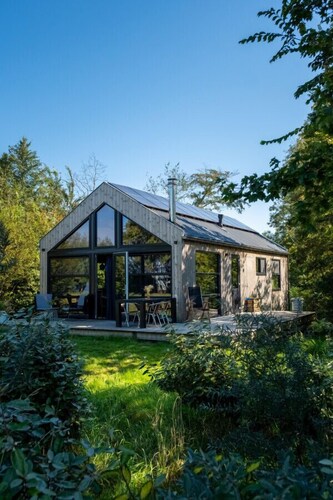 Waterside holiday home. Centrally situated in Frieslandr