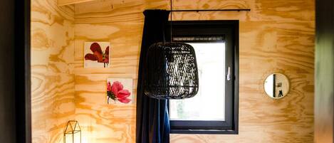 2 bedrooms, desk, free WiFi, bed sheets