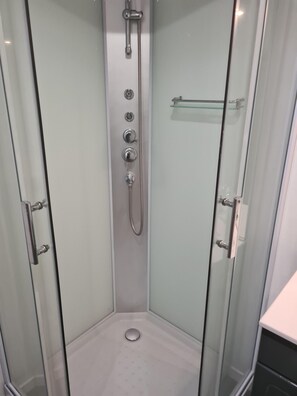 Apartment, Private Bathroom | Miscellaneous