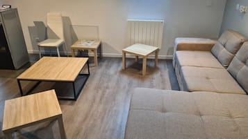 Apartment, Private Bathroom | Lounge