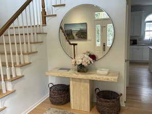 Interior - 11 Bittern ~ Ideal Location! Close to Beach, Shops & Restaurants! Private Pool! (Hilton Head Island)