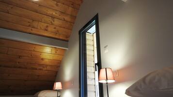 3 bedrooms, iron/ironing board, free WiFi