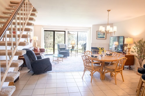Golf & Beach Paradise! Quiet 3BD/3BA at Blacklake, close to Pismo & SLO