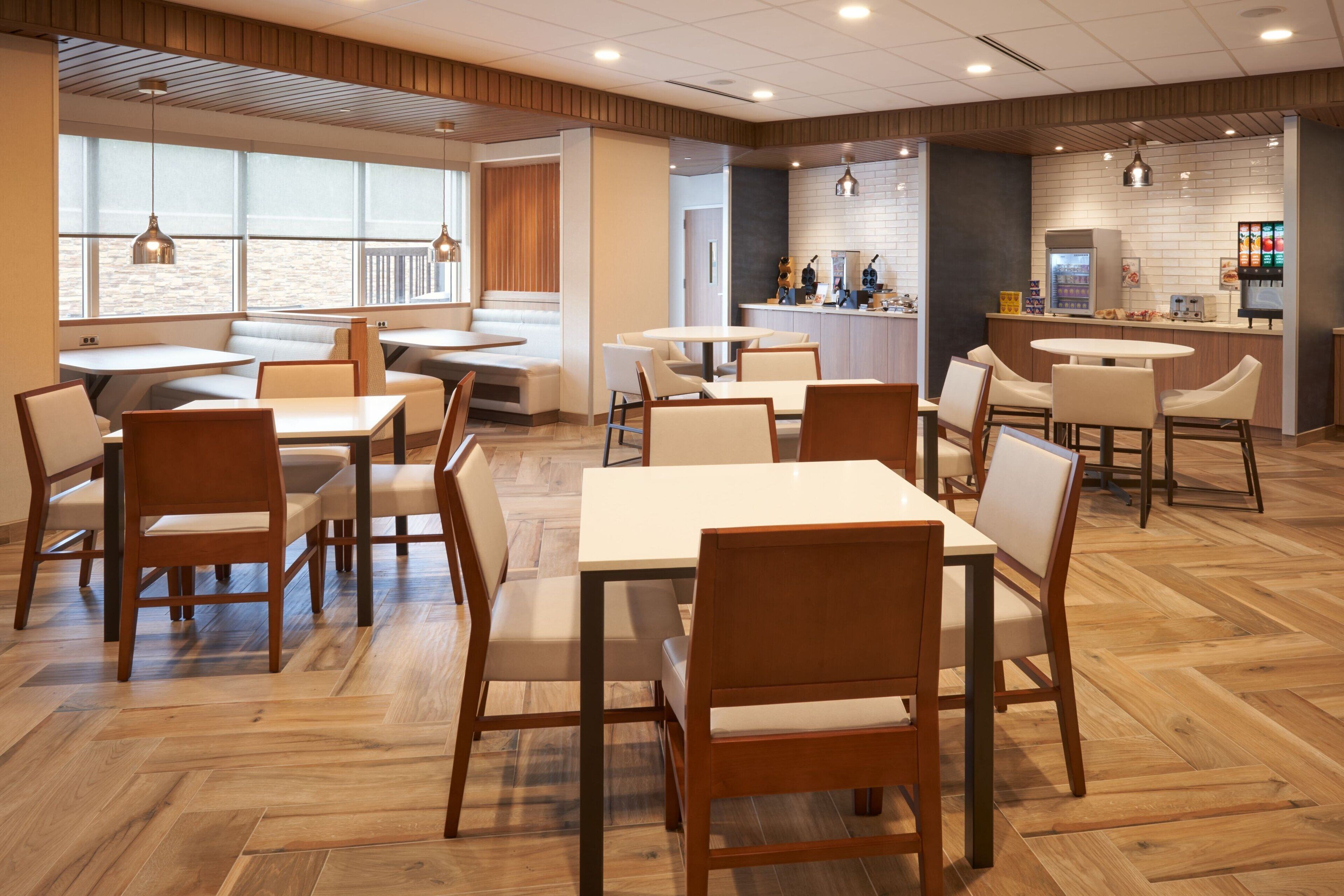 free continental breakfast