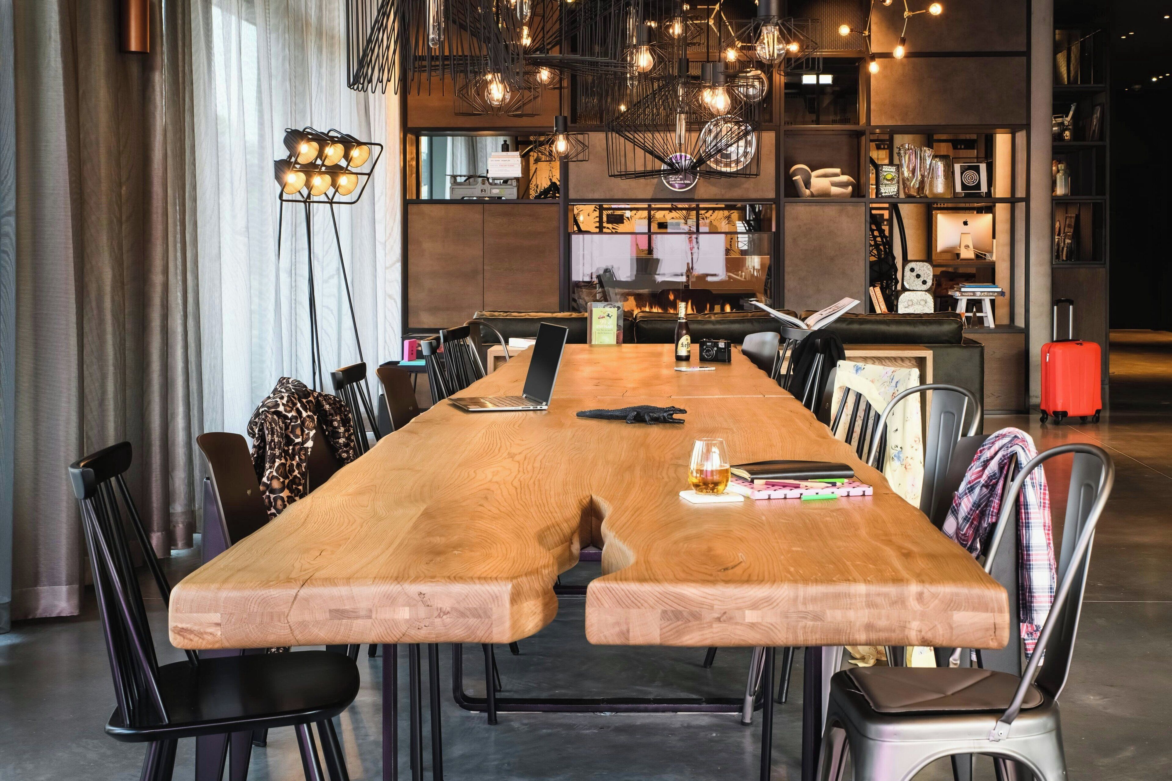 43-inch led tv with satellite channels, tv