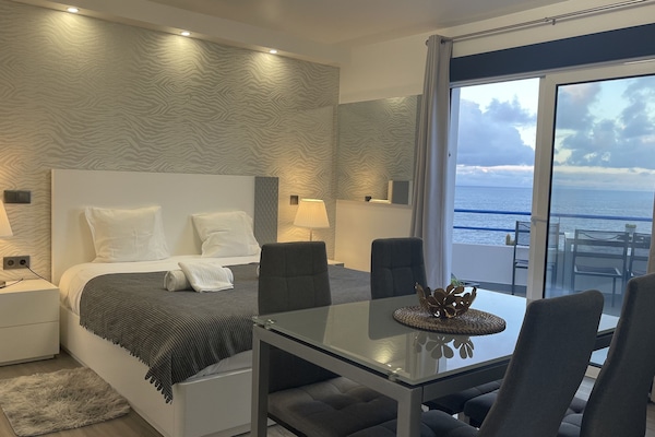 1 bedroom, in-room safe, iron/ironing board, free WiFi