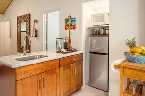Fridge, microwave, coffee/tea maker, electric kettle