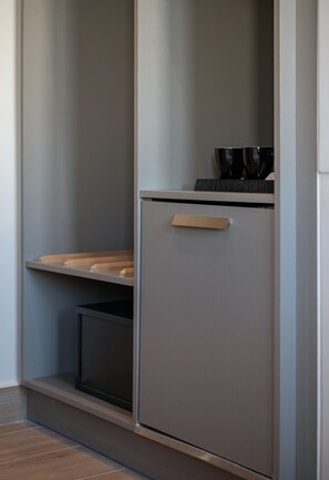 经典客房 | 防过敏的被褥、客房内保险箱、隔音、熨斗/熨衣板