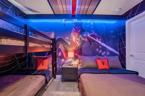 7 chambres, fer et planche à repasser, Wi-Fi, draps fournis
