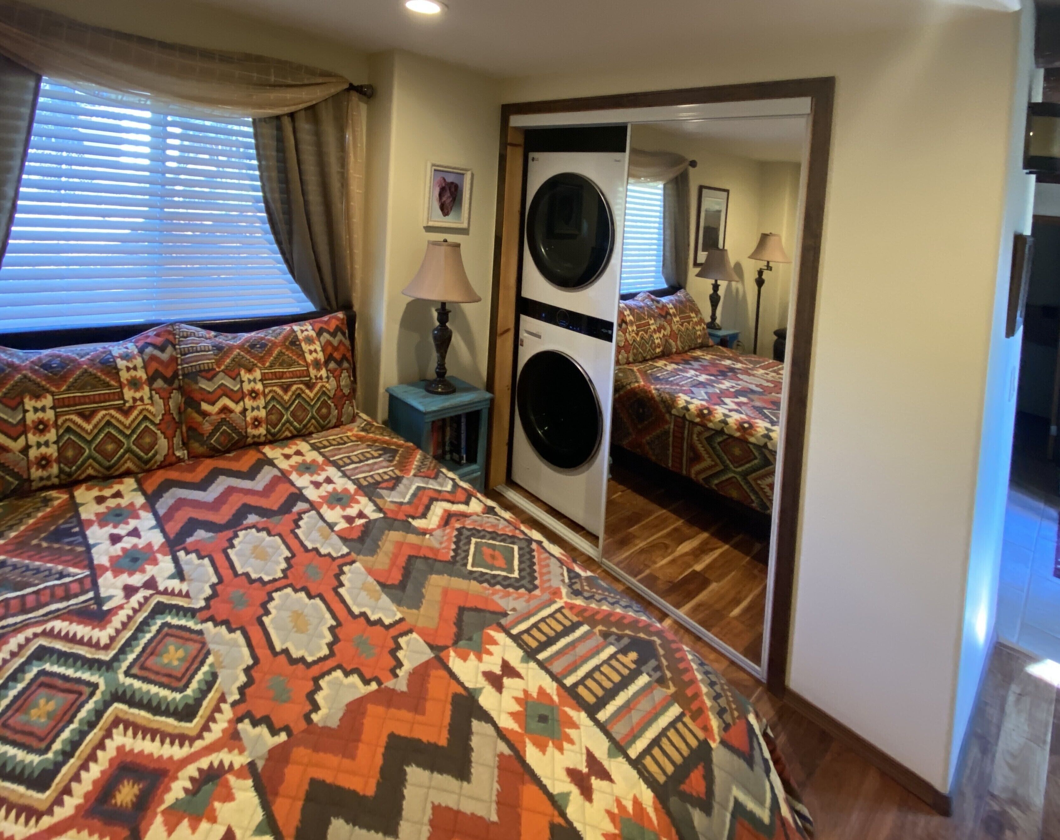 Close to Trails - Cozy