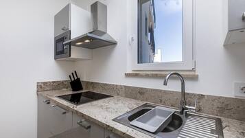 Fridge, microwave, dishwasher, electric kettle