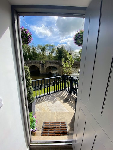 Riverside | Family-Friendly Home on the River Derwent with Hot Tub | 10 guests