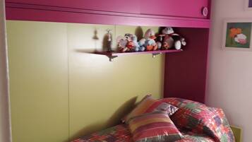 3 Schlafzimmer, Bügeleisen/Bügelbrett, WLAN, Bettwäsche