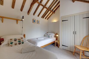 2 camere, ferro/asse da stiro, Wi-Fi gratuito, lenzuola