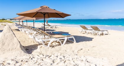 Seascape Grace Bay Hotel & Townhome Villas