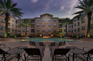 Pool - A Shangri-La near the Med Ctr & Energy Corridor (Houston)