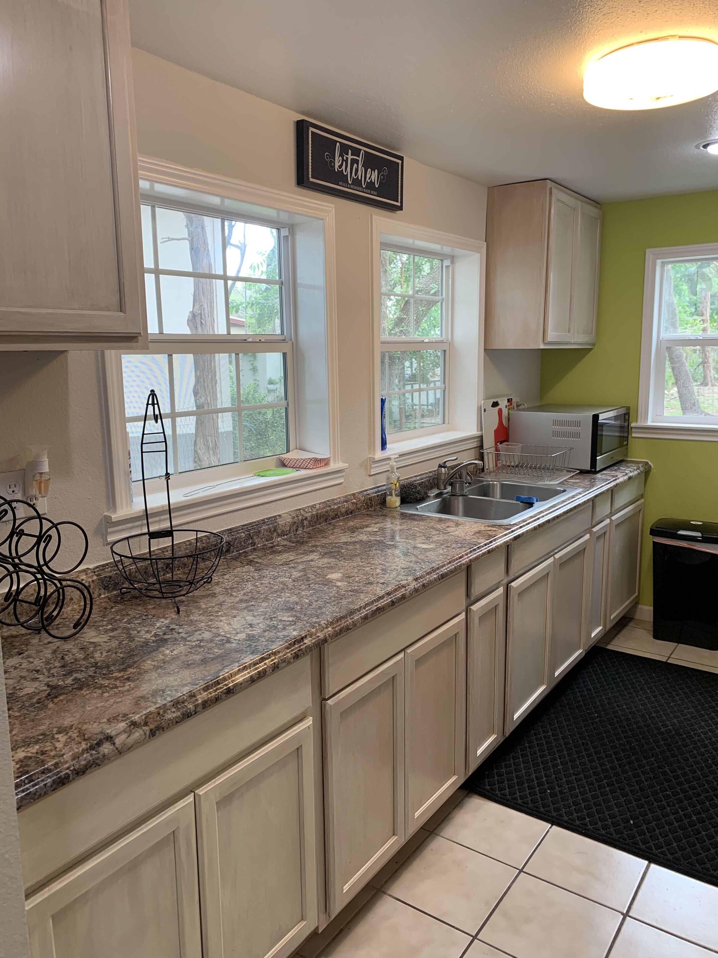 Lake Travis Waterfront Home - 2 Story Boat Dock - Equipped with Kayaks and more!