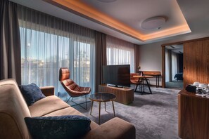 ROYAL DREAM | 高級寢具、羽絨被、記憶床墊、客房內保險箱
