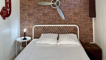 1 chambre, bureau, fer et planche Ă repasser, Wi-Fi gratuit