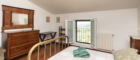 7 chambres, bureau, fer et planche Ă repasser, Wi-Fi