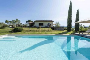 Piscina a l'aire lliure 