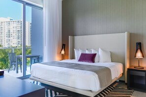 Condo (Hyde Beach House 302) | 1 bedroom, free WiFi