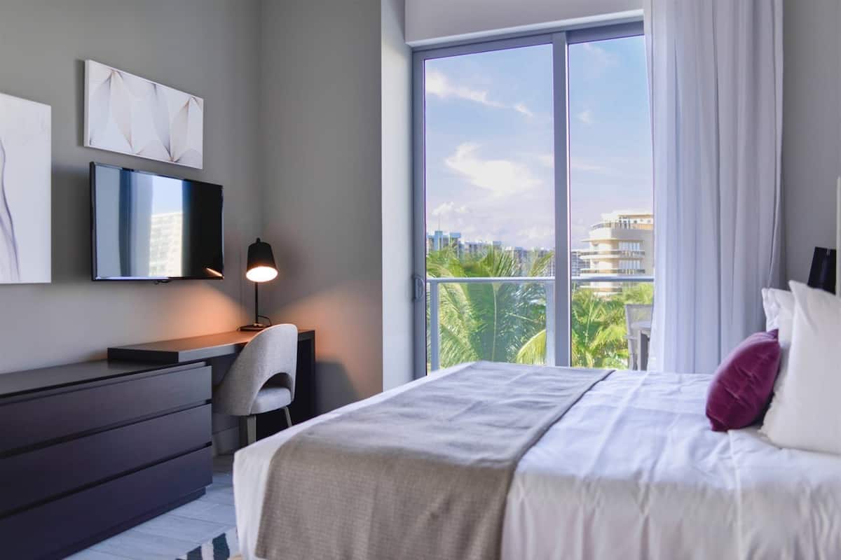 Condo (Hyde Beach House 302) | 1 bedroom, WiFi (free)