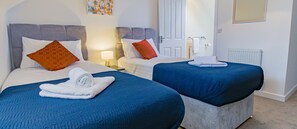 獨棟房屋 | 3 間臥室、布置獨特、熨斗/熨衣板、免費無線上網