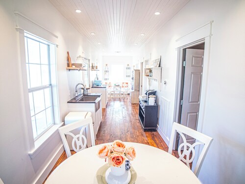 Firefly Farms - Country Guest Cottage