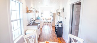 Firefly Farms - Country Guest Cottage