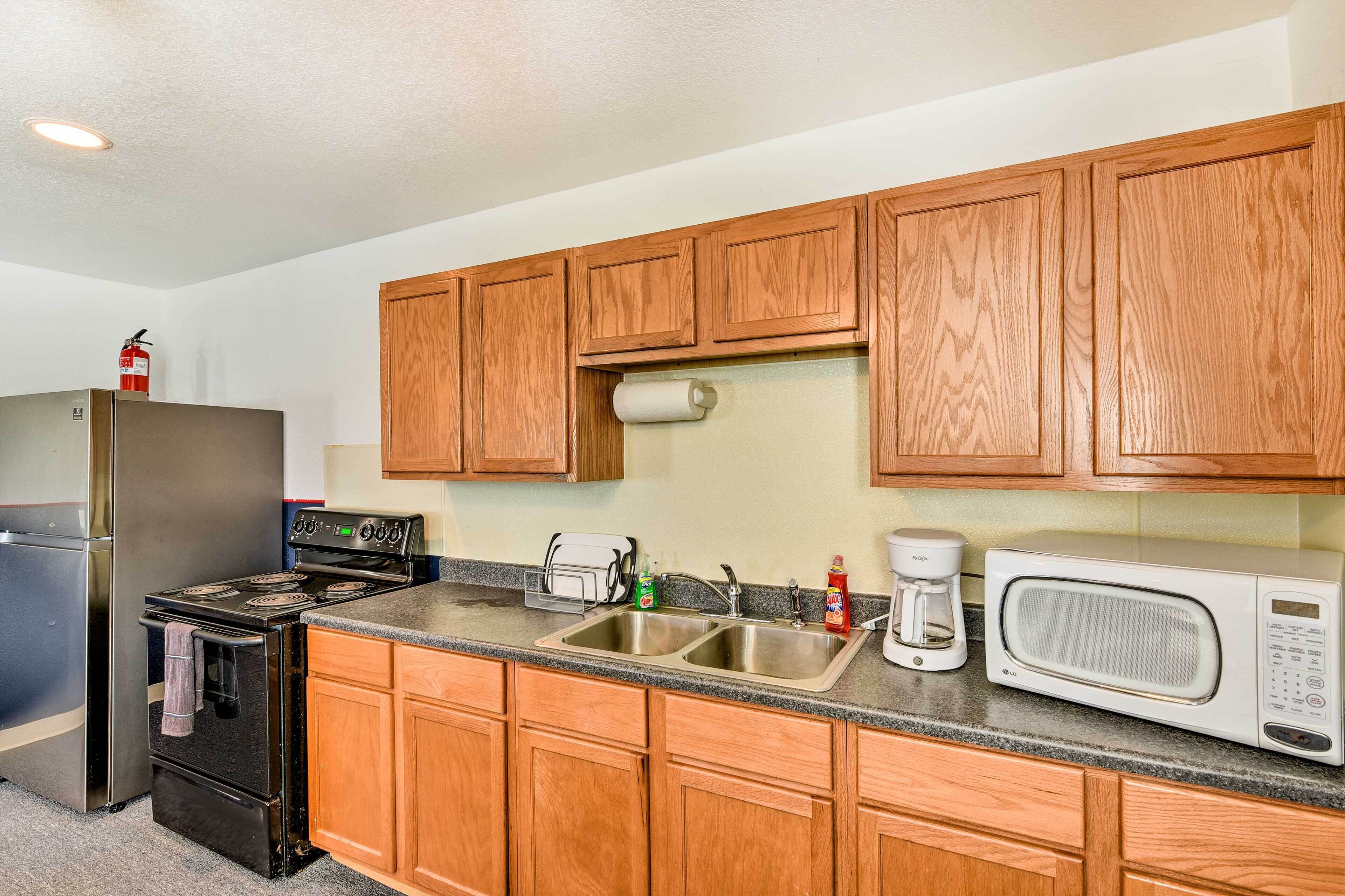 Relaxing Surfside Bunkhouse - Walk to the Beach!