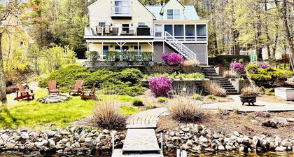 Come relax and play! Gameroom, kayaks, paddleboards, fire pit, screen porch