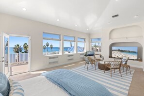 4 bedrooms, desk, iron/ironing board, travel cot