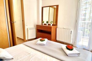 3 camere, ferro/asse da stiro, accesso a Internet, lenzuola